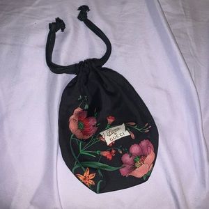 Authentic Flora by Gucci Perfume Pouch